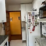 Apartamento De Tres Quartos Ate Seis Pessoas So Consigo Responder Pergunta Apos O Pagamento Antes Do Pagamento Eu Nao Tenho Acesso Para Responder